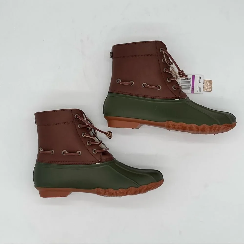 SOLD 🫶🏽 New in box! SEVEN7 Women’s Speyside Duck Boot Olive (various sizes) - Picture 4 of 10